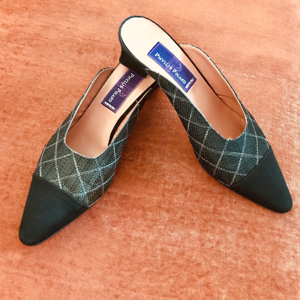 Fabulous 90s Vintage raffia & grosgrain slides!